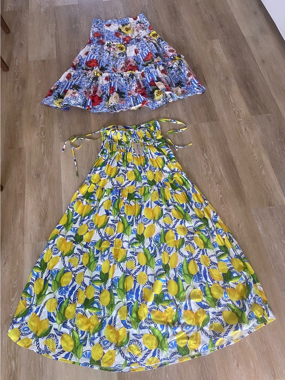 ๐ Italian Inspired Skirt & Dress ๐ - Picture 2 of 6